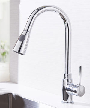 Moderná drezová batéria so spŕškou -chróm, nikel, čierna