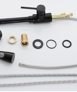 Moderná drezová batéria so spŕškou -chróm, nikel, čierna