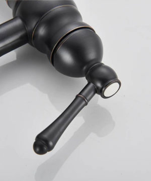 Vysoká vintage vodovodná batéria - matná čierna