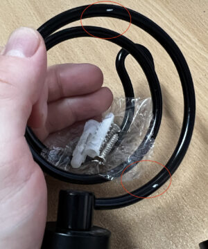 Alternative view of Moderný hliníkový stojan na fén v čiernej farbe – 2.AKOSŤ – Kozmetická vada