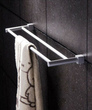 Moderný držiak na uteráky – double, 56cm, hliník – 2.AKOSŤ – Kozmetická vada